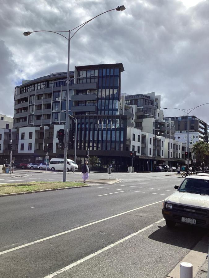 In The Heart Of Port Melbourne Lägenhet Exteriör bild